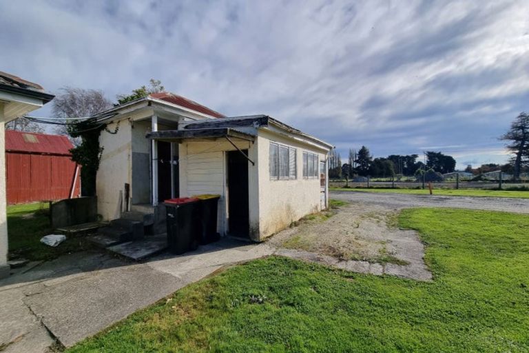 Photo of property in 26 Seaward Road, Edendale, 9825