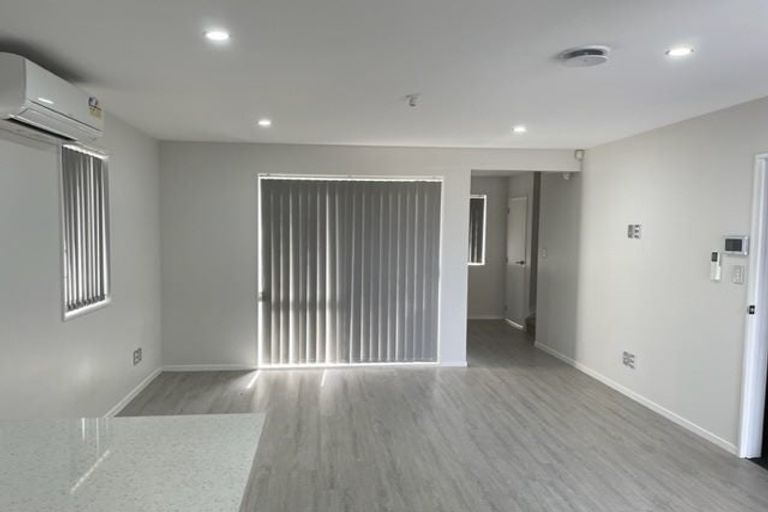 Photo of property in 74b Thompson Terrace, Manurewa, Auckland, 2102