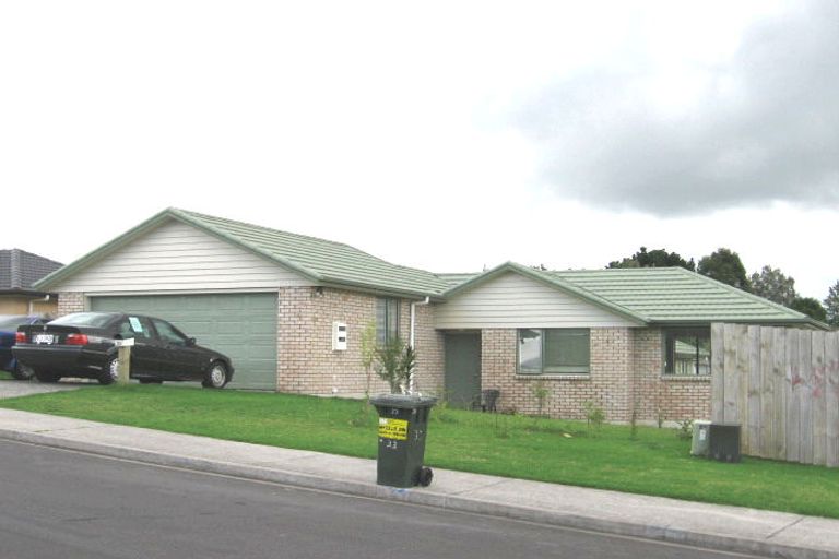 Photo of property in 33 Jadewynn Drive, Massey, Auckland, 0614