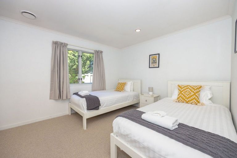 Photo of property in 1 Koru Way, Wanaka, 9305
