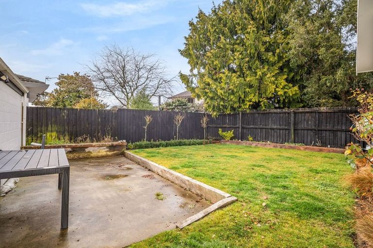Photo of property in 28 Ingrid Street, Parklands, Christchurch, 8083