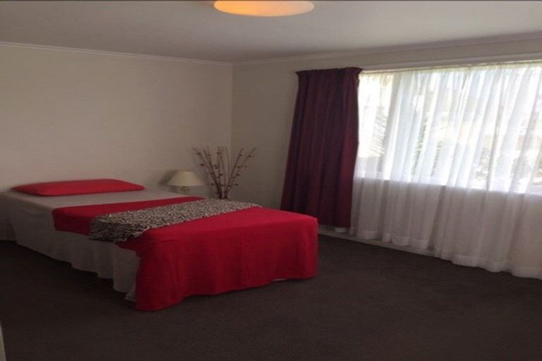 Photo of property in 3 Derrett Place, Mangere Bridge, Auckland, 2022
