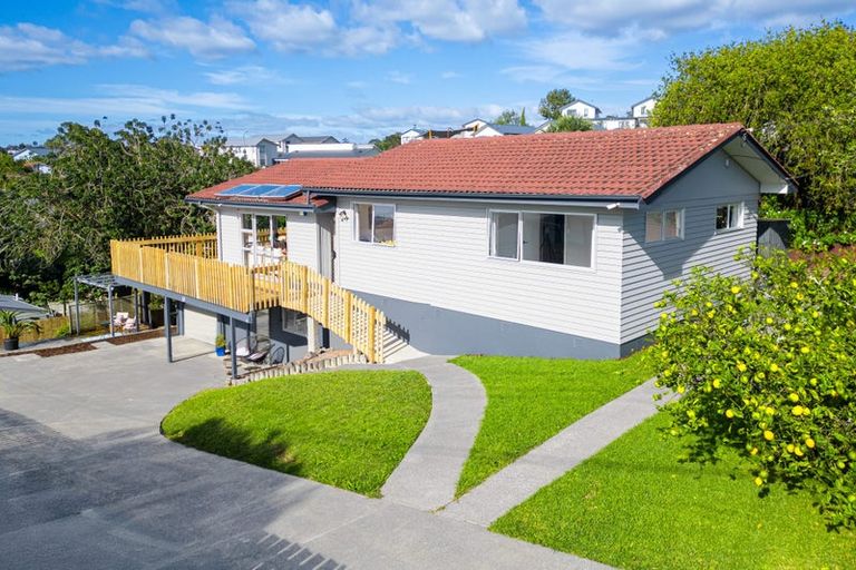 Photo of property in 191 Rangatira Road, Beach Haven, Auckland, 0626