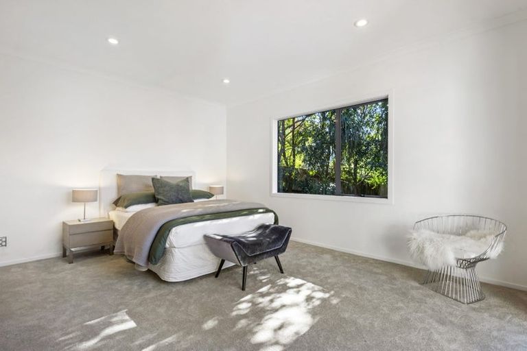 Photo of property in 14 Durbin Court, Greenhithe, Auckland, 0632