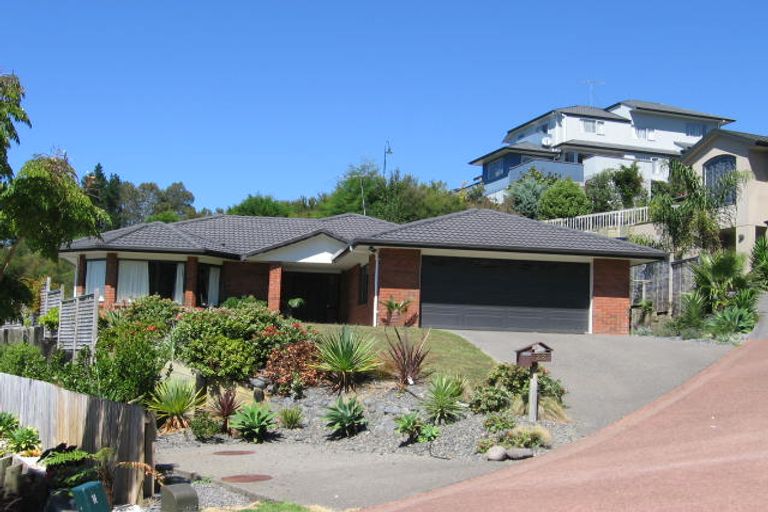 Photo of property in 22 Helen Ryburn Place, Torbay, Auckland, 0630