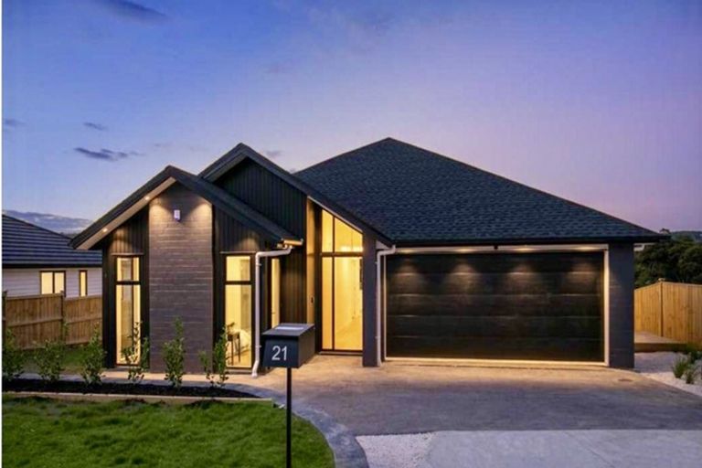 Photo of property in 21 Princes Street, Riverhead, 0820