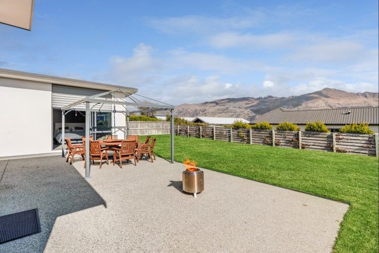 Photo of property in 7 Centre Crescent, Wanaka, 9305