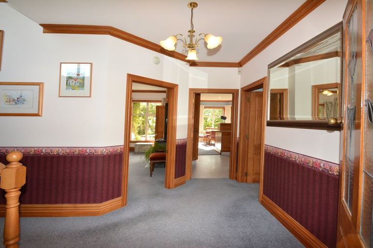 Photo of property in 1 Hadley Close, Glenleith, Dunedin, 9010