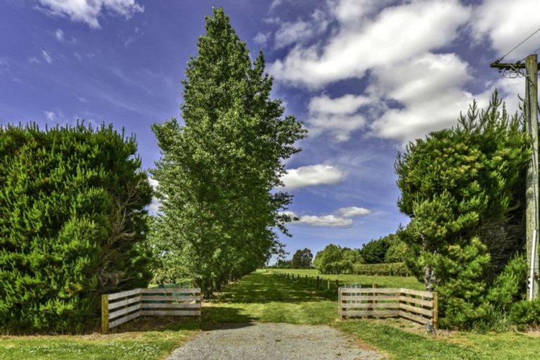 Photo of property in 1580 Clintons Road, Darfield, 7571