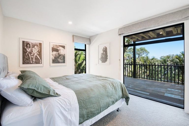 Photo of property in 167 Motutara Road, Muriwai, Waimauku, 0881