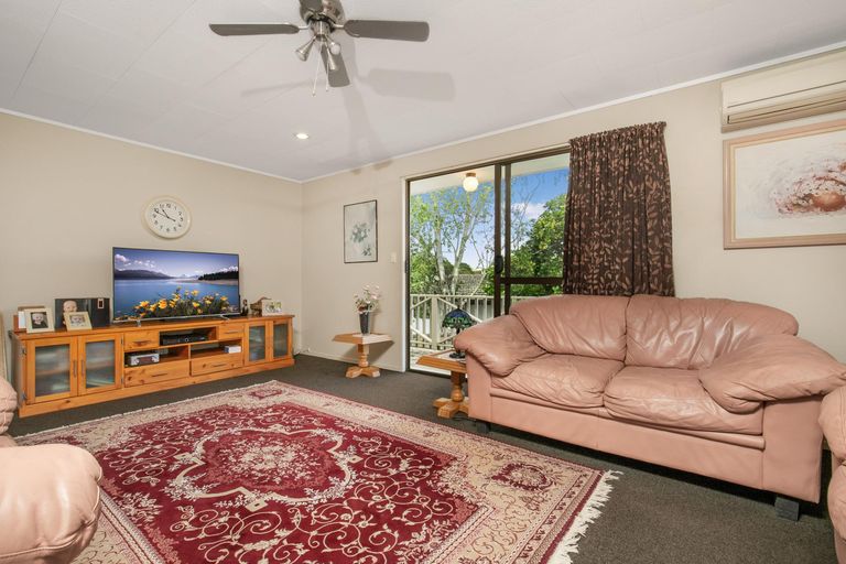 Photo of property in 1/2 Ridgeway Road, Pukekohe, 2120