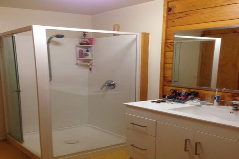 Photo of property in Te Awhina Apartments, 22u6 Sussex Street, Mount Cook, Wellington, 6021