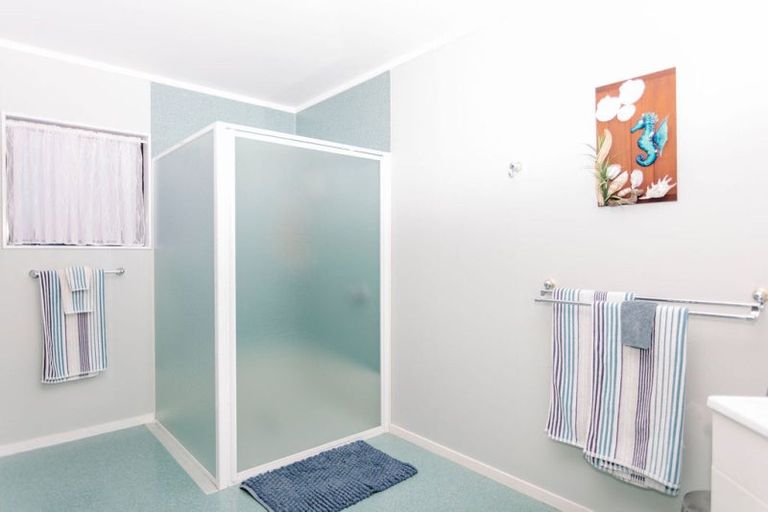 Photo of property in 3 James Street, Dannevirke, 4930