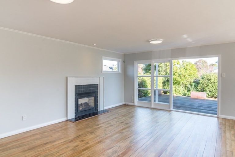 Photo of property in 3 Koromiko Road, Waikanae, 5036