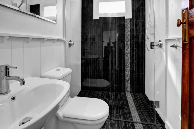 Photo of property in 21 Maire Street, Hawera, 4610