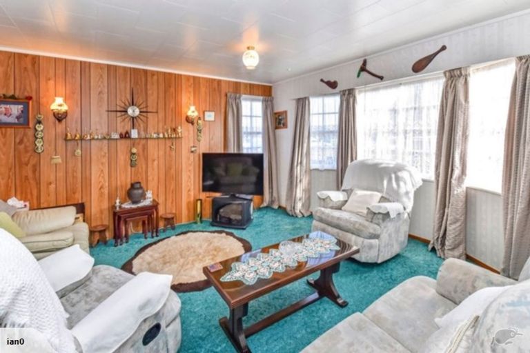 Photo of property in 173 Mahia Road, Wattle Downs, Auckland, 2103