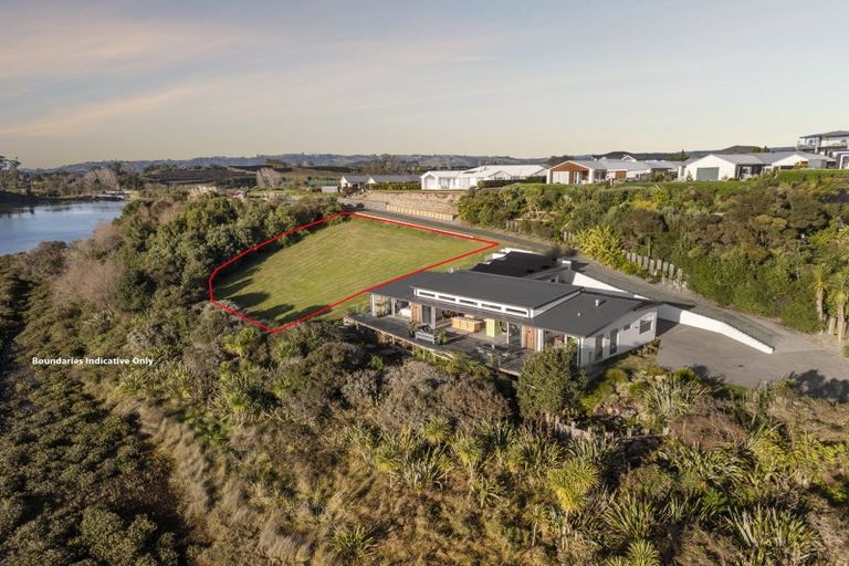 Photo of property in 83a Lynley Park Drive, Omokoroa, 3114