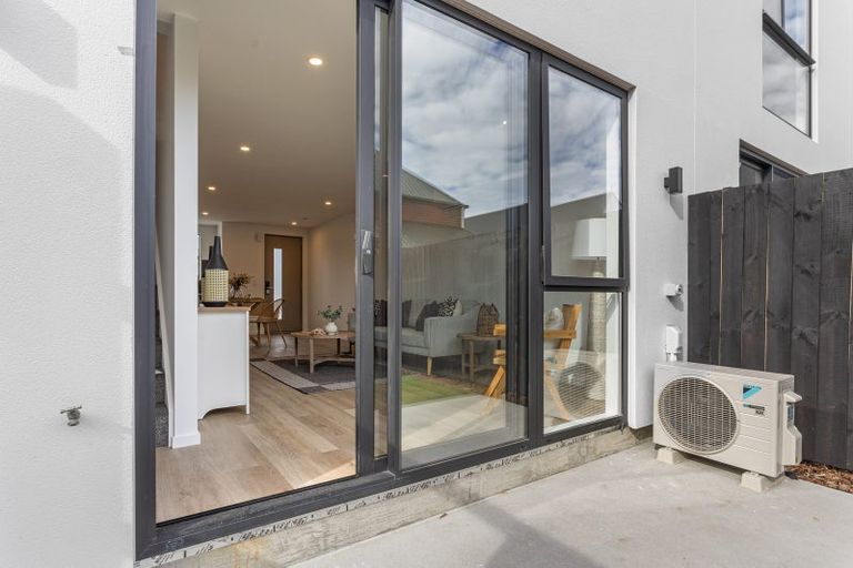 Photo of property in 9/29 Main Road South, Sockburn, Christchurch, 8042