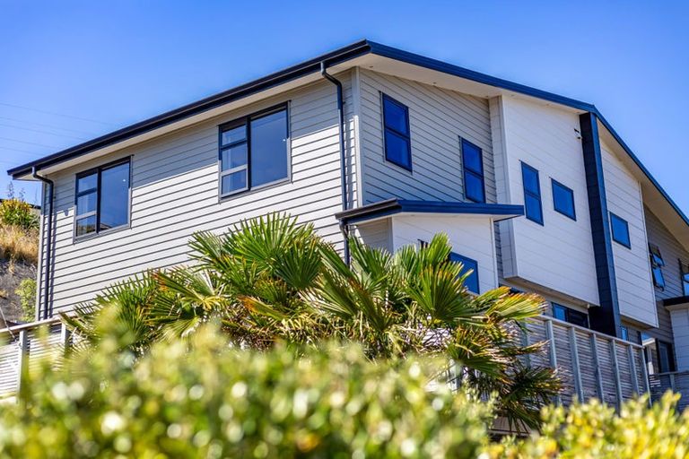 Photo of property in 53 Spyglass Lane, Whitby, Porirua, 5024