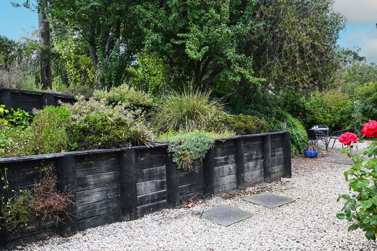 Photo of property in 28 Ward Road, Cheviot, 7310