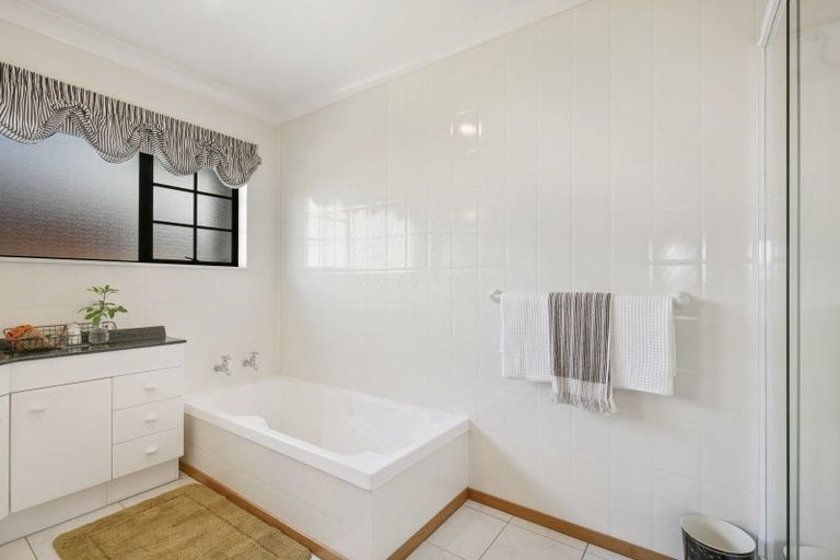 Photo of property in 145 Westchester Drive, Churton Park, Wellington, 6037