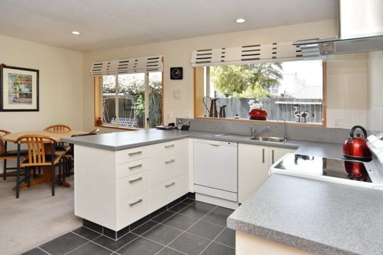 Photo of property in 24b Picton Avenue, Riccarton, Christchurch, 8011