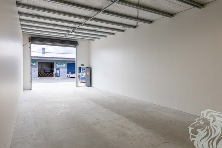Photo of property in 2 Coolen Place, Tuakau, 2121