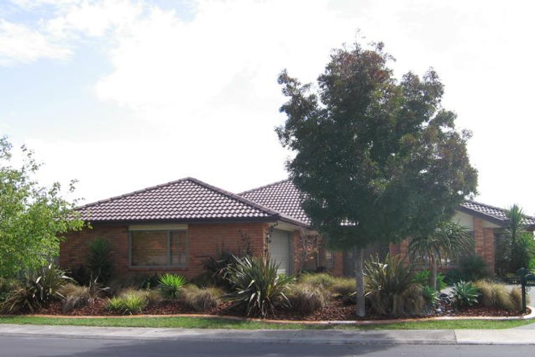 Photo of property in 13 Checkerberry Court, Henderson, Auckland, 0612