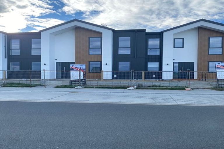 Photo of property in 6 Atutahi Lane, Papamoa Beach, 3118