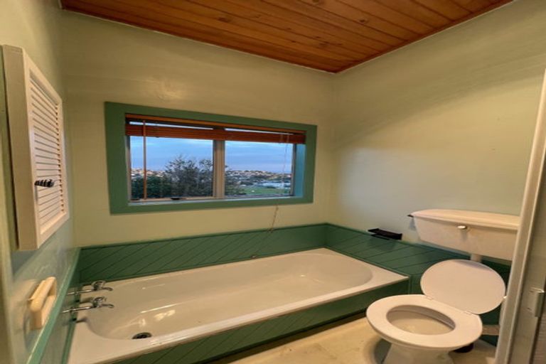 Photo of property in 45 Glendevon Place, Vauxhall, Dunedin, 9013