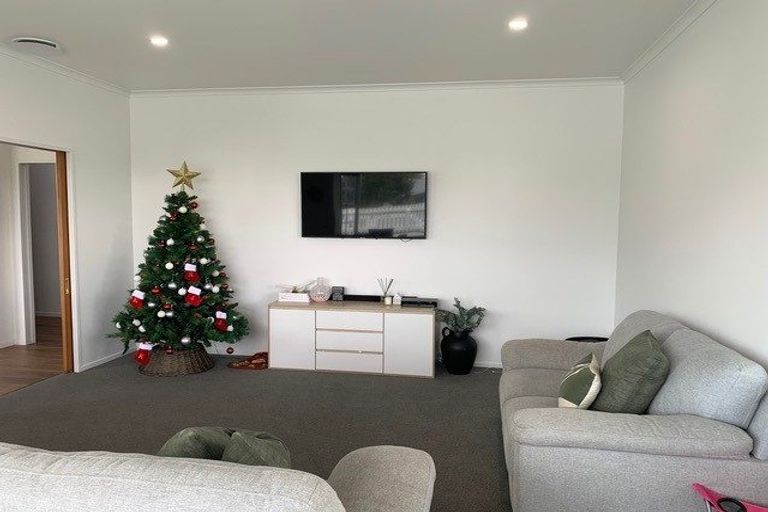 Photo of property in 13 Burns Street, Westown, New Plymouth, 4310