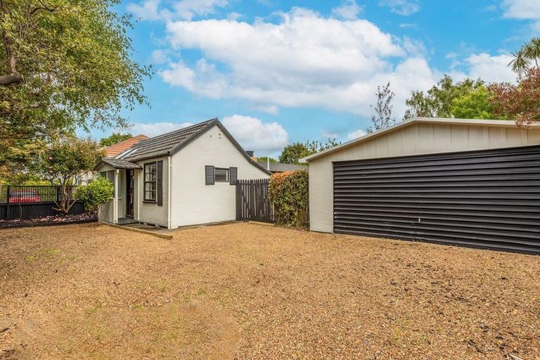 Photo of property in 37 Somerset Crescent, Spreydon, Christchurch, 8024