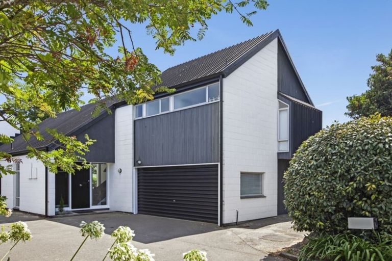 Photo of property in 31 Tudor Avenue, Ilam, Christchurch, 8041