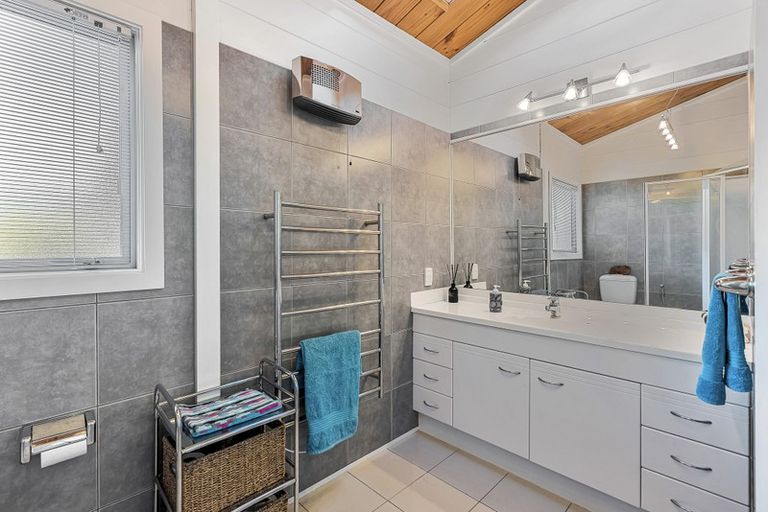 Photo of property in 112 Manly Street, Paraparaumu Beach, Paraparaumu, 5032