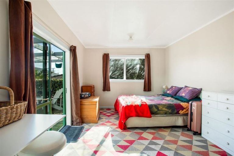 Photo of property in 139 Titirangi Road, New Lynn, Auckland, 0600