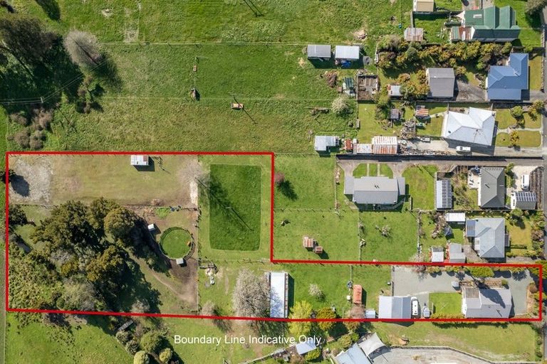 Photo of property in 108 Fairfax Street, Murchison, 7007