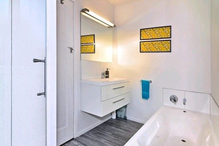 Photo of property in 24 Leistrella Road, Hoon Hay, Christchurch, 8025