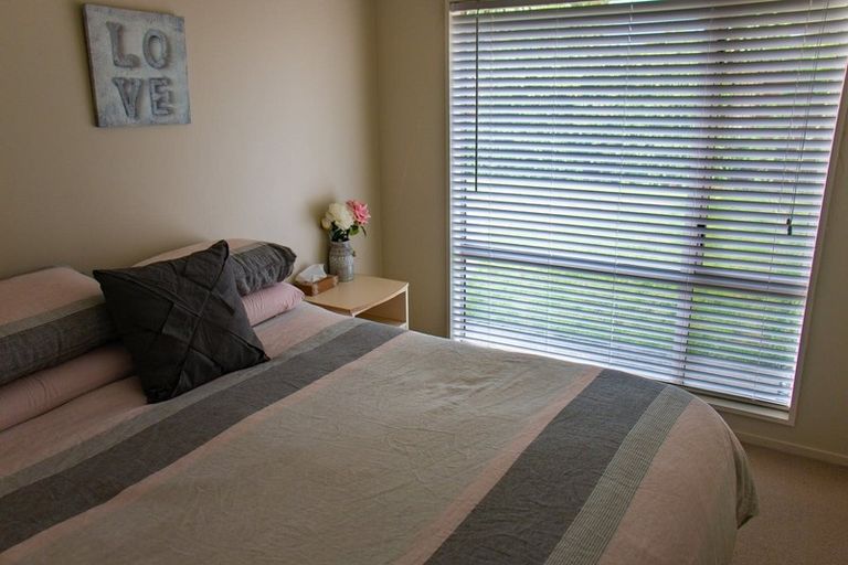 Photo of property in 1 Juliet Place, Rolleston, 7614