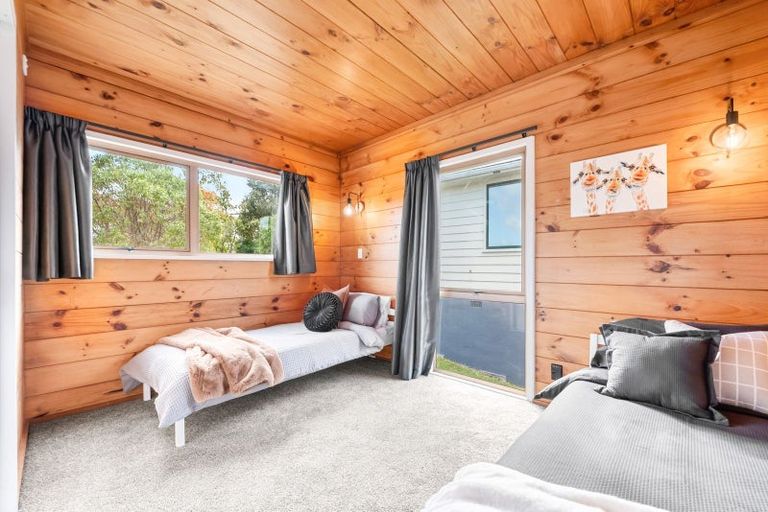 Photo of property in 12 Laurel Grove, Maungaraki, Lower Hutt, 5010