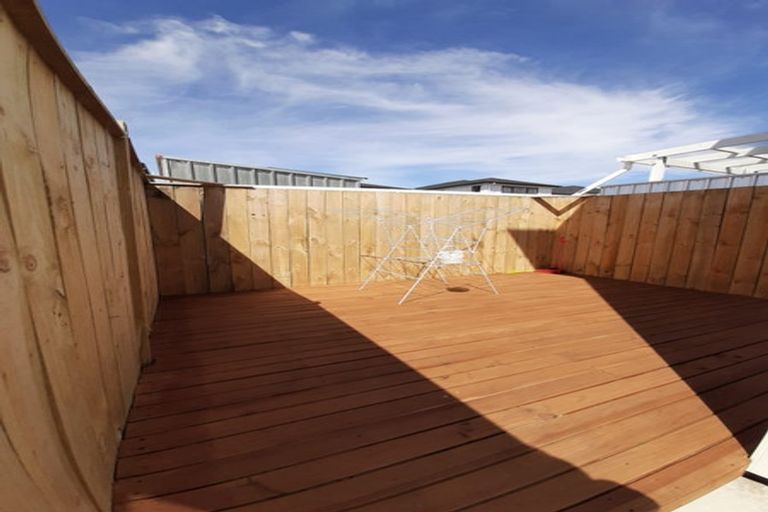 Photo of property in 21 Hakinakina Drive, Flat Bush, Auckland, 2019