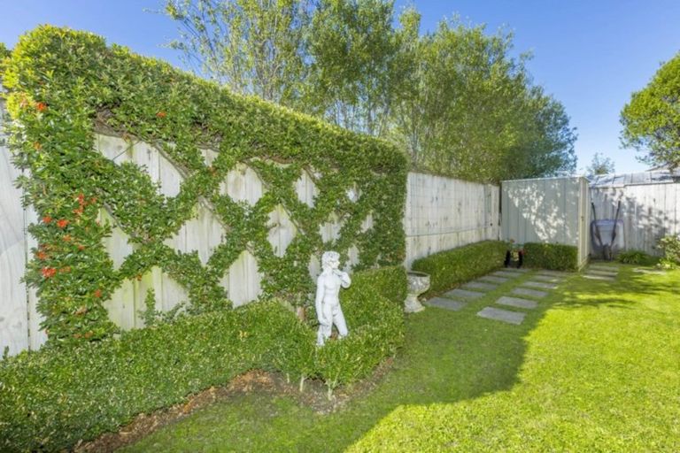 Photo of property in 5 Messines Avenue, Trentham, Upper Hutt, 5018