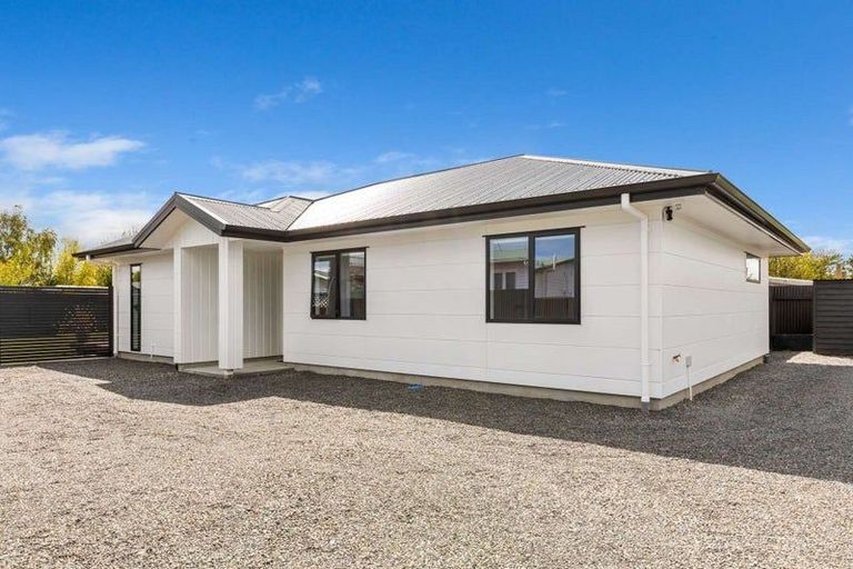 Photo of property in 7b Terrace Street, Marton, 4710