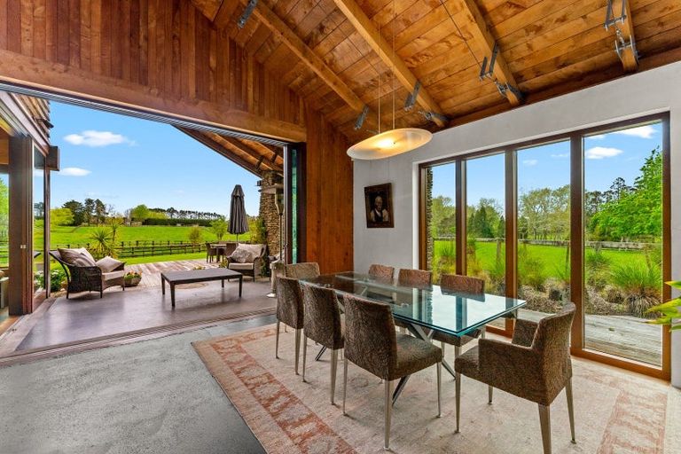 Photo of property in 42 Dysart Lane, Kumeu, 0891