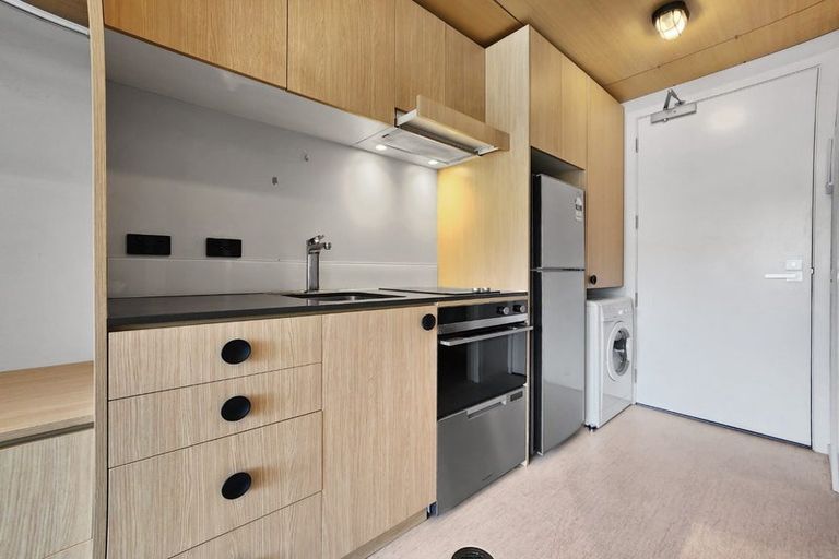 Photo of property in Vedado Apartments, 102/41 Hopper Street, Mount Cook, Wellington, 6011