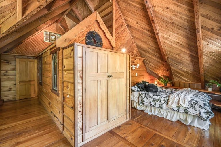 Photo of property in 50 Council Hill Road, Little River, 7591