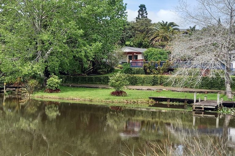 Photo of property in 22 Hammond Avenue, Hatfields Beach, Orewa, 0931