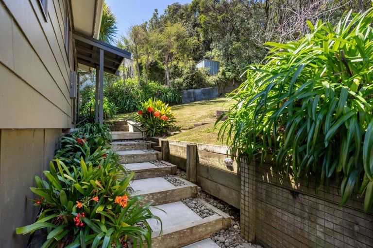 Photo of property in 43a Whiritoa Beach Road, Whiritoa, Whangamata, 3691