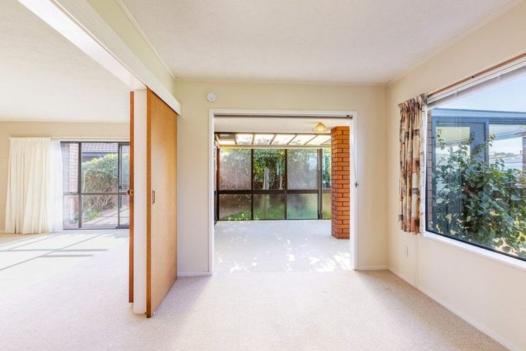 Photo of property in 29 Hetley Crescent, Taradale, Napier, 4112