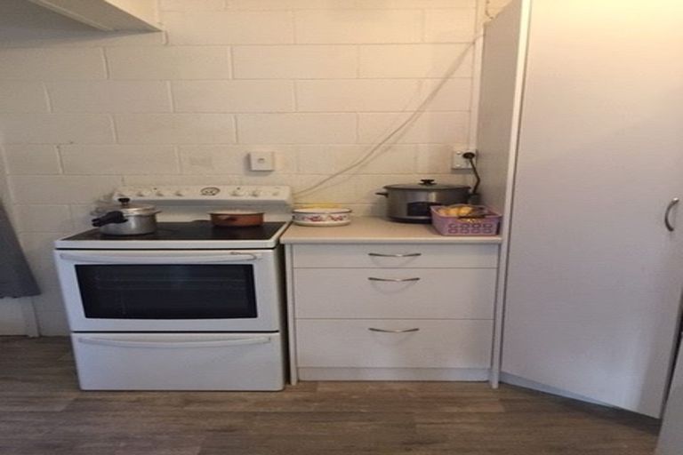 Photo of property in 108 Portage Road, New Lynn, Auckland, 0600