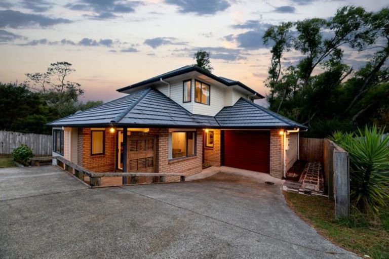 Photo of property in 4 Elder Place, Massey, Auckland, 0614